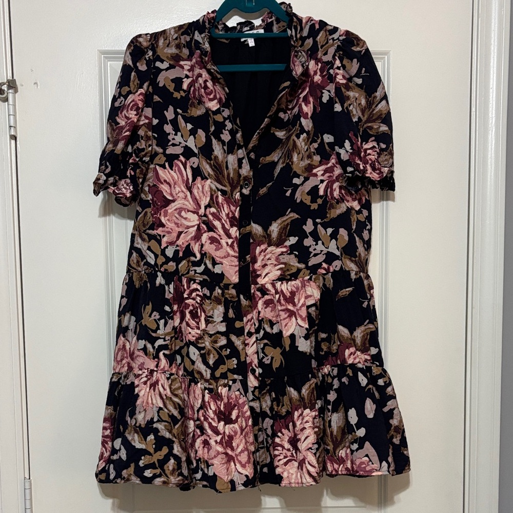 Floral Short-Sleeve Tiered Women’s MiniDress - Black with Pink Floral
